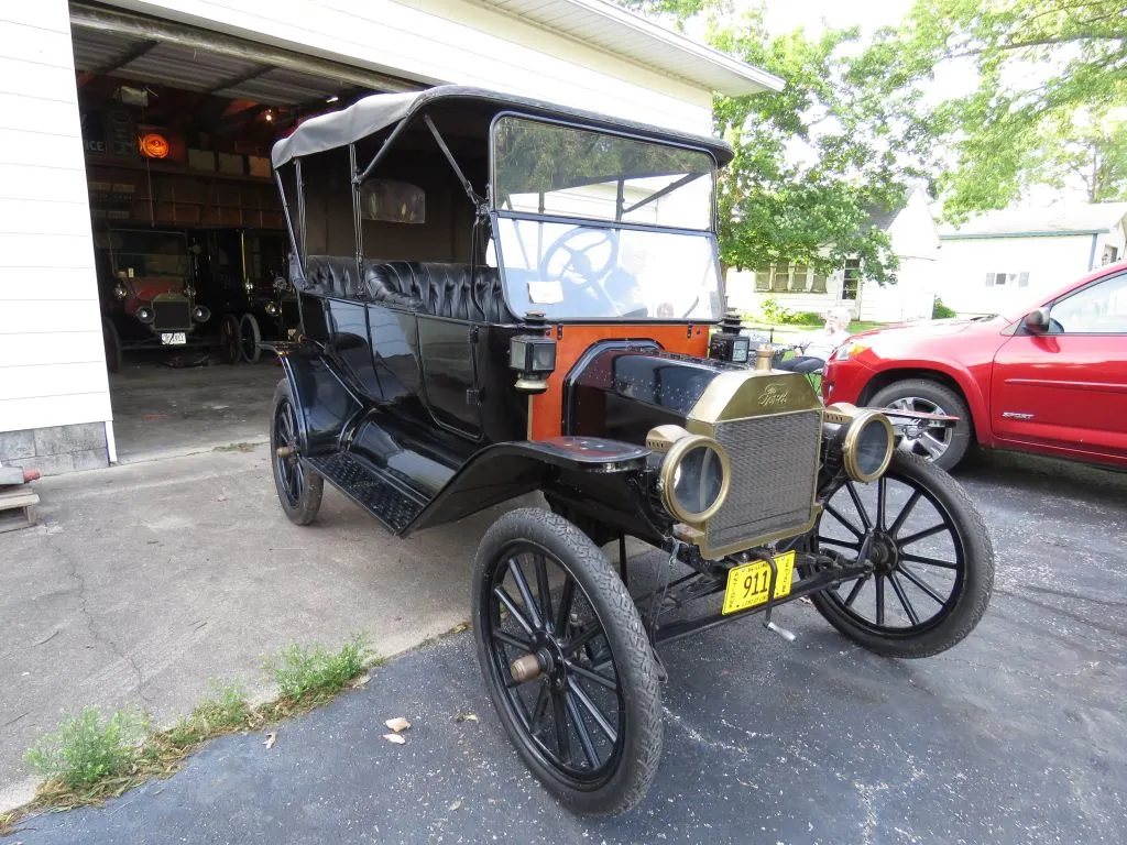 1914 Ford Model T Touring Car