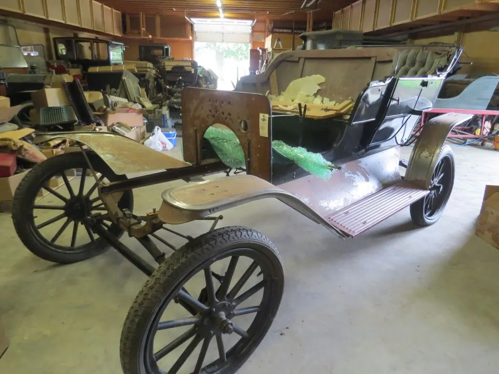 1909 Ford Model T Body