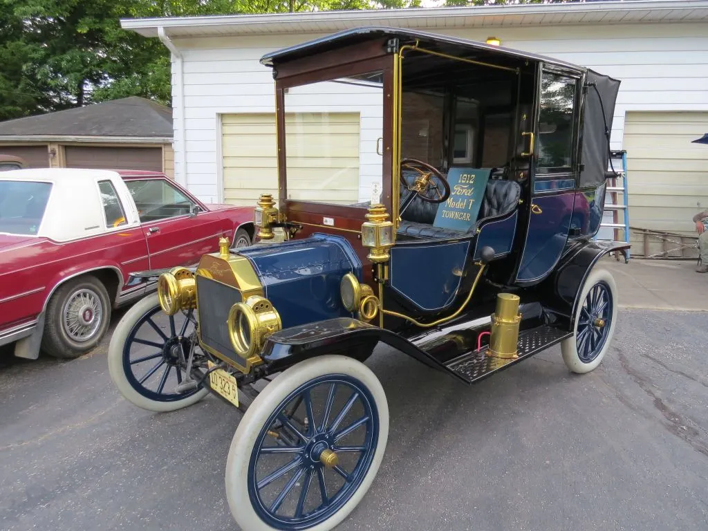 Beautiful 1912 Ford Model T Town Car