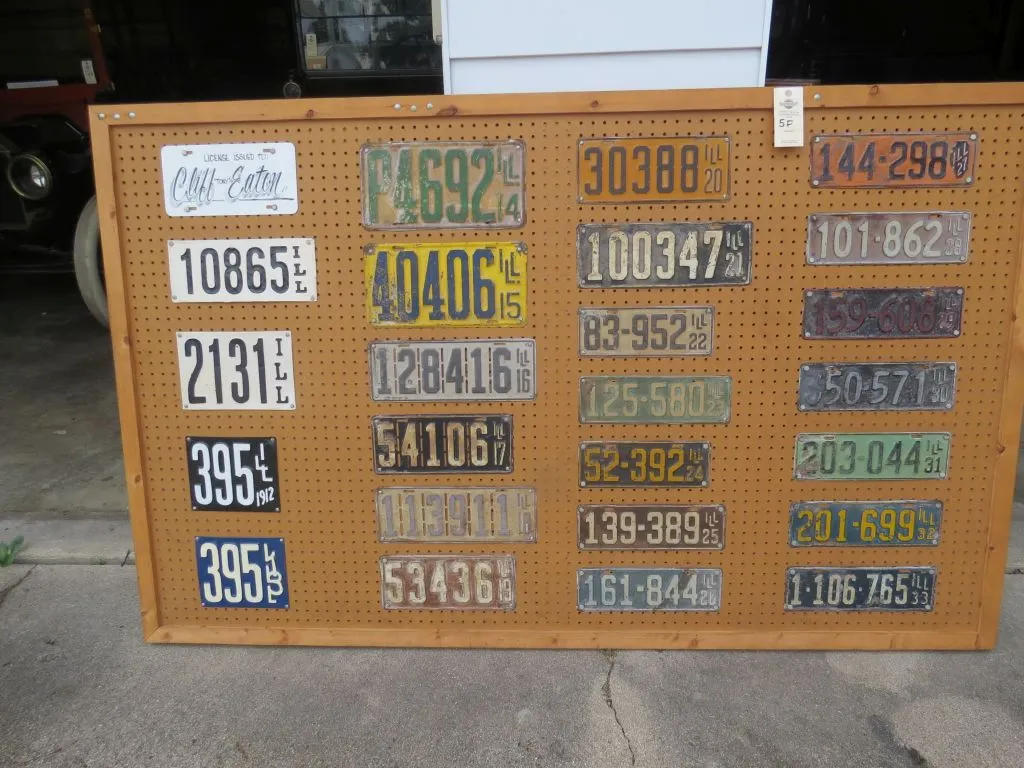 Board of Early Illinois License Plates from 1910-1933