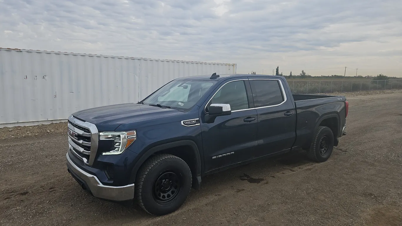 2022 GMC Sierra 1500 Limited 4x4 SLE 4dr Crew Cab 5.8 ft. SB