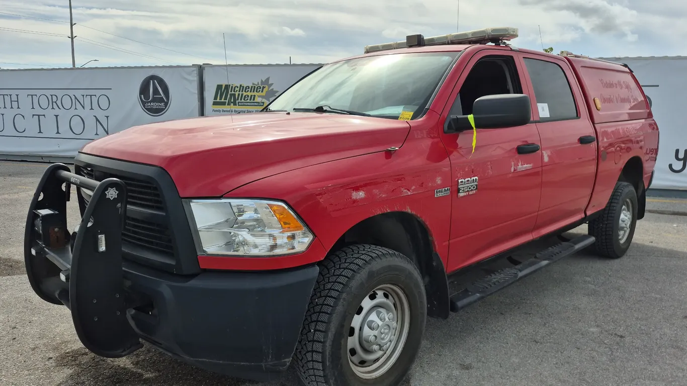 2012 Ram 2500 4x4 ST 4dr Crew Cab 6.3 ft. SB Pickup 4x4