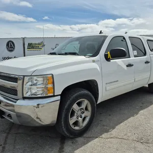 2012  Chevrolet  Silverado 1500 Hybrid  4x4 Base 4dr Crew Cab 5.8 ft. SB w/1HY  4x4