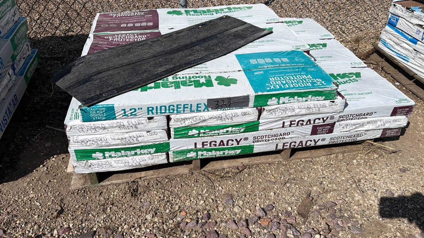 Weather wood Legacy 50 Year Shingle