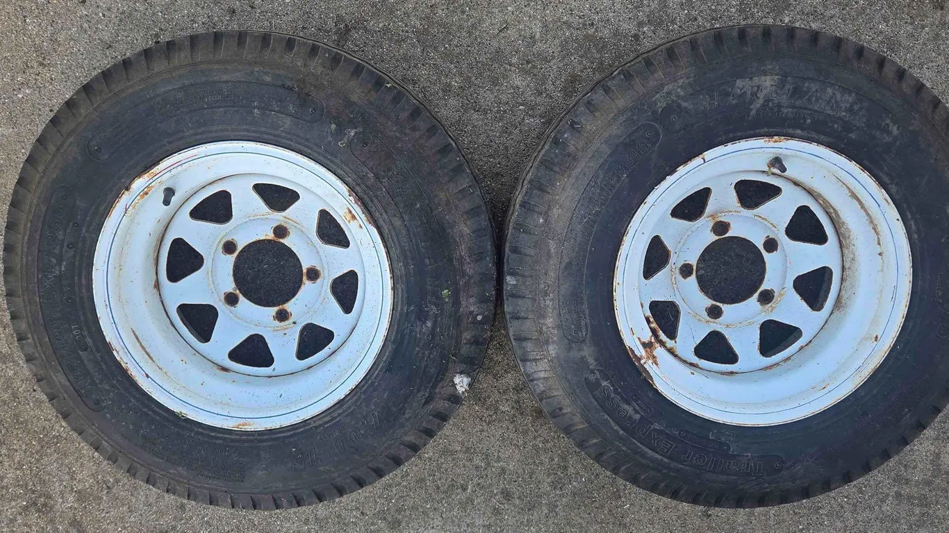 Hartland Trailer Express Tires