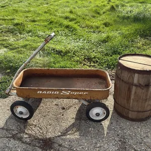 Radio Super Wagon & Wood Barrell