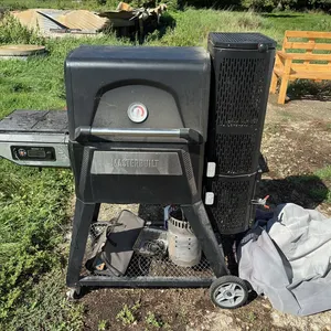 Masterbuilt Charcoal Smoker