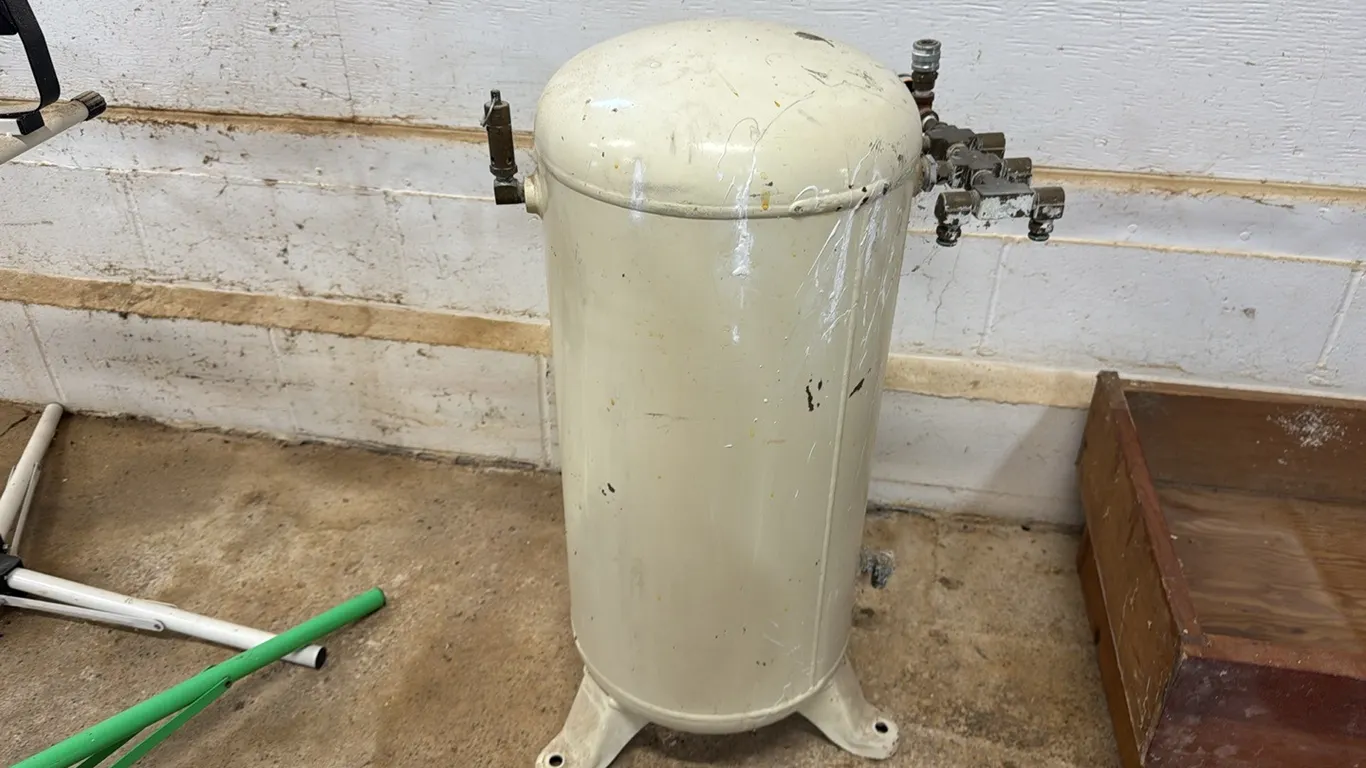 Pressure tank