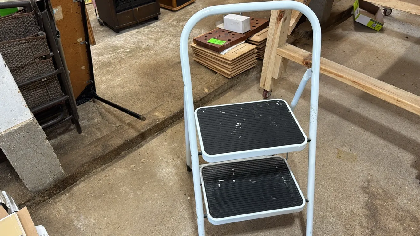 Step stool