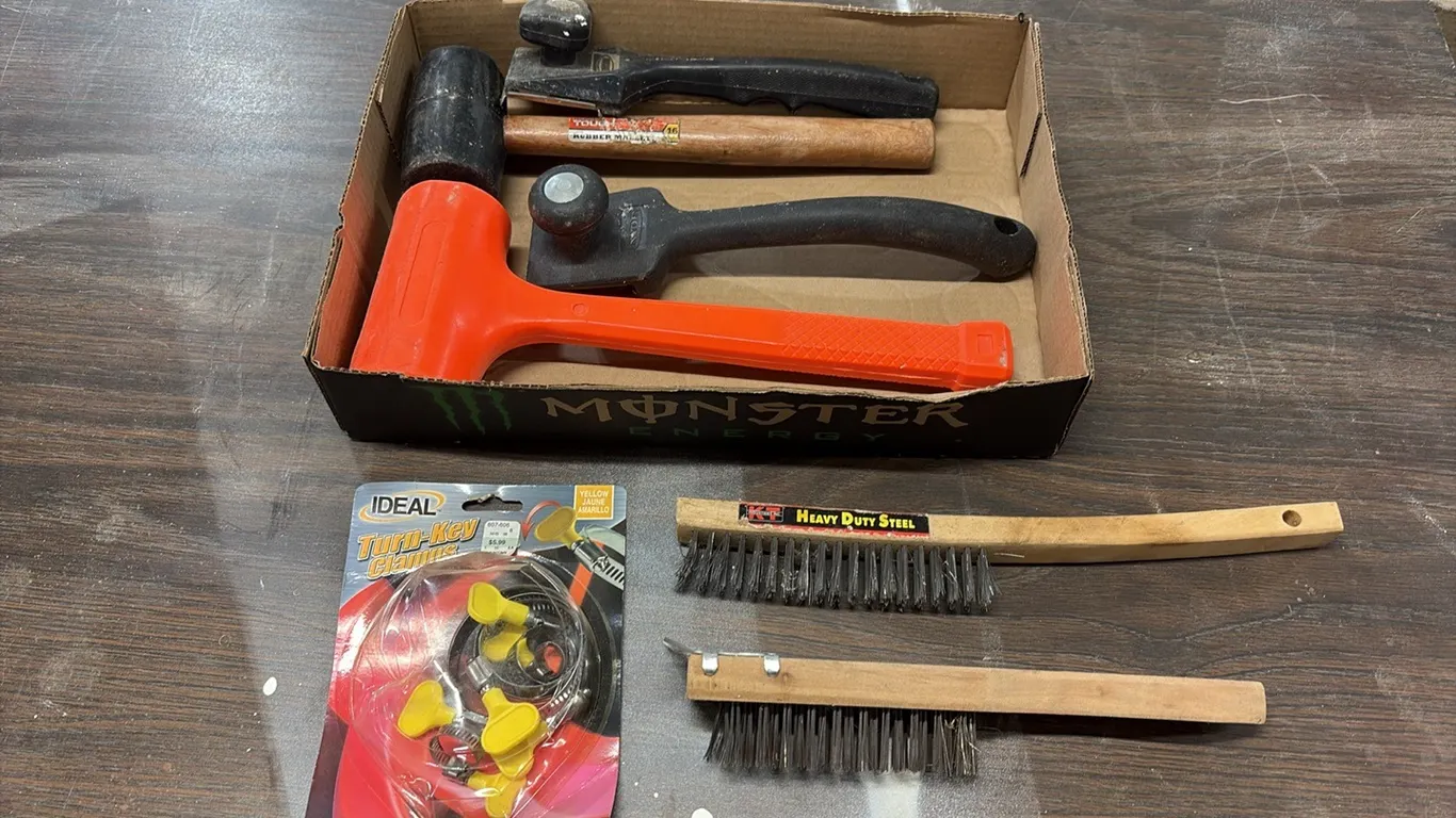 Mallets, Scrapers & Wire Brushes