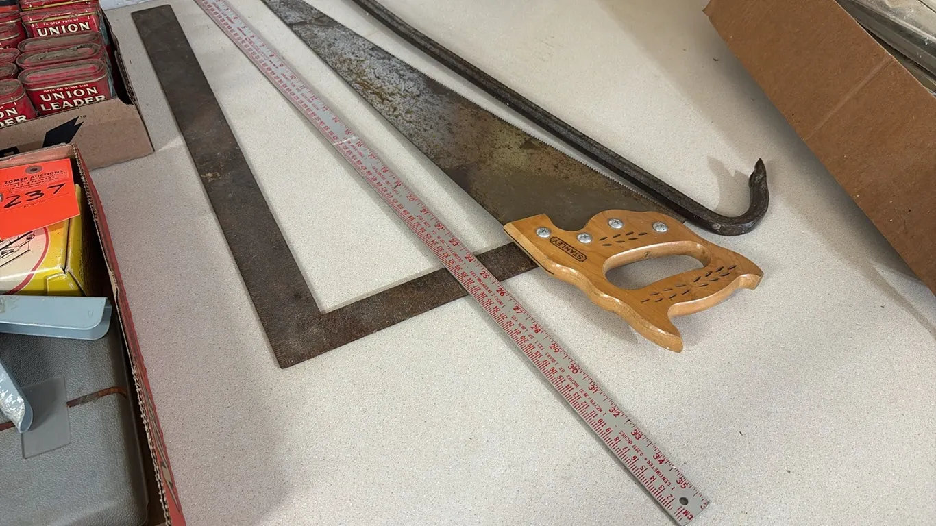 Saw, Level, Pry Bar & Yard Stick