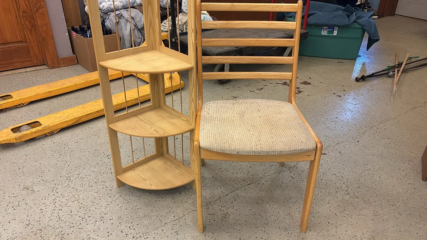 Corner shelf and chair