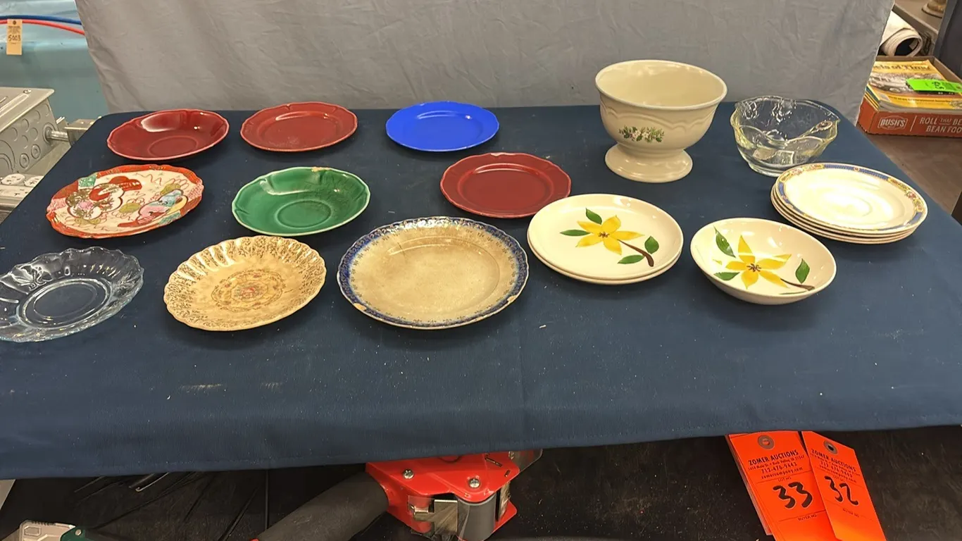 Bowls and mini plates