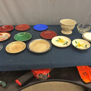 Bowls and mini plates