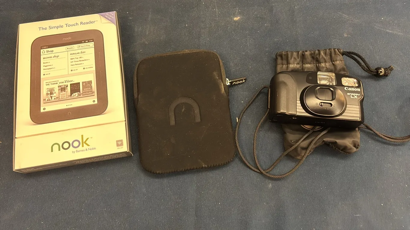 Canon camera and nook