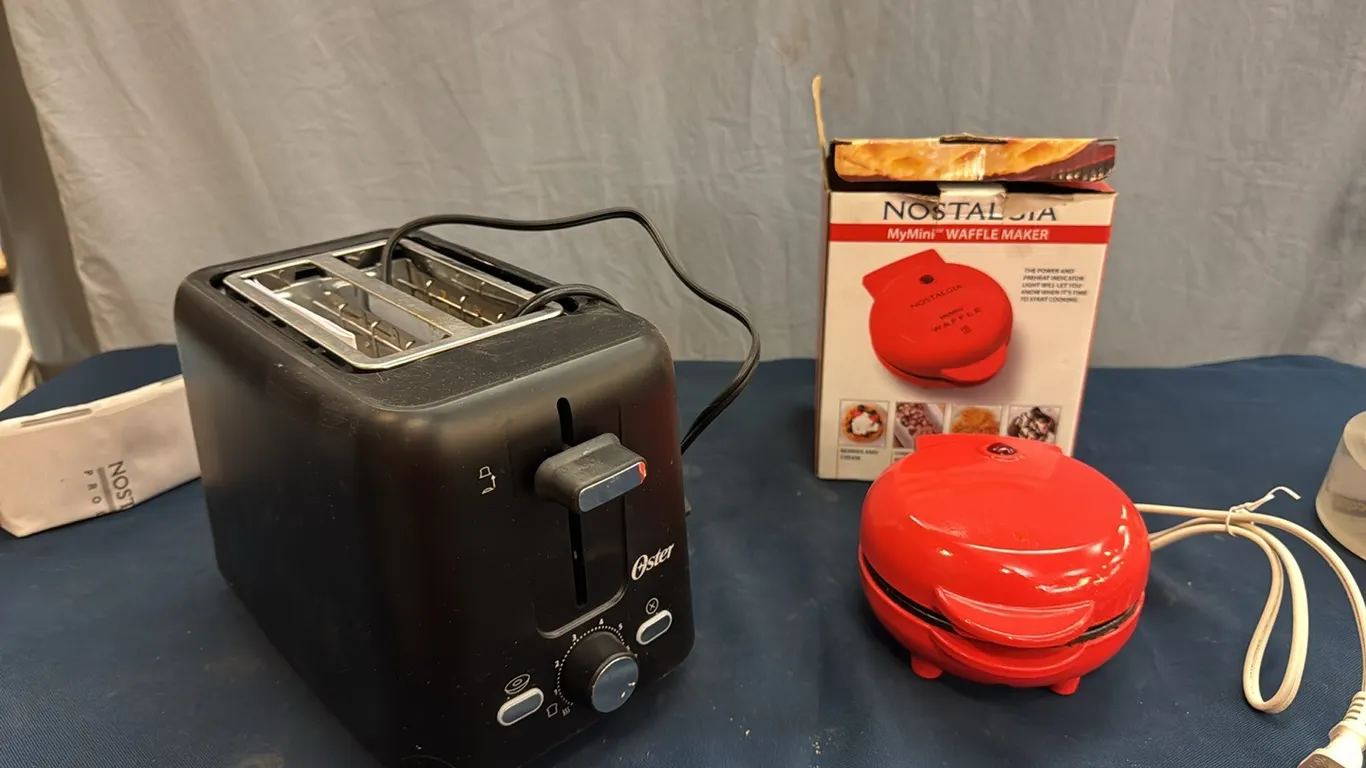 Toaster, waffle maker