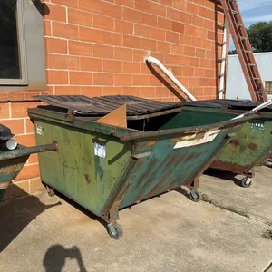 Green Commercial Dumpster (Middle Dumpster)
