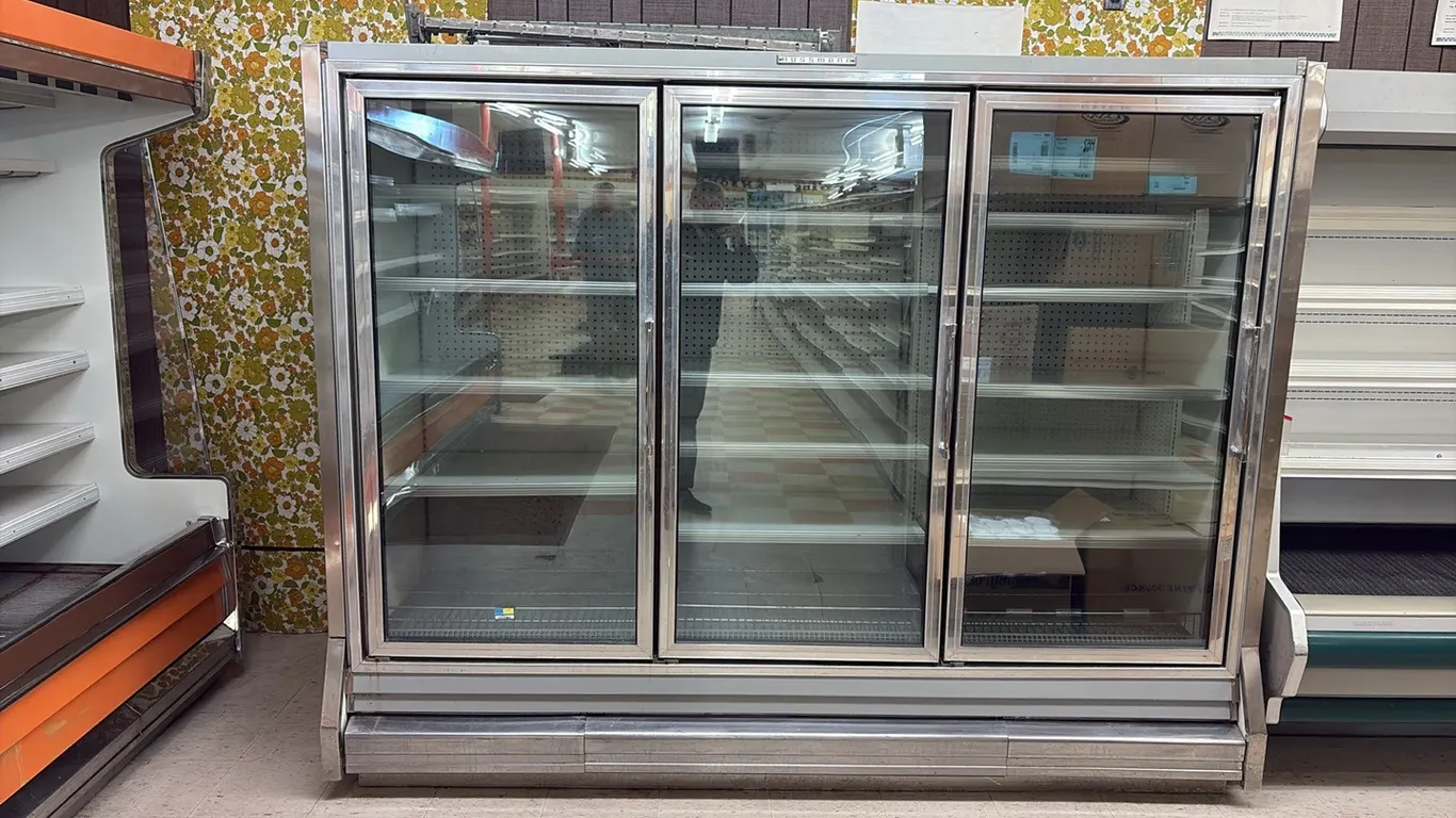 Hussmann Freezer
