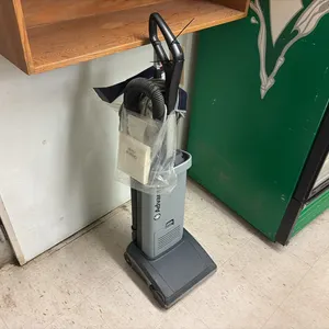 Advance VU500 Vacuum