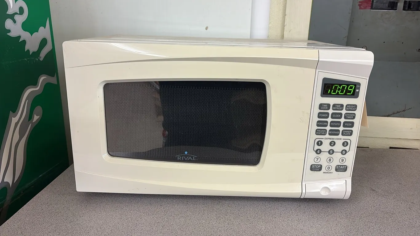 Rival Microwave