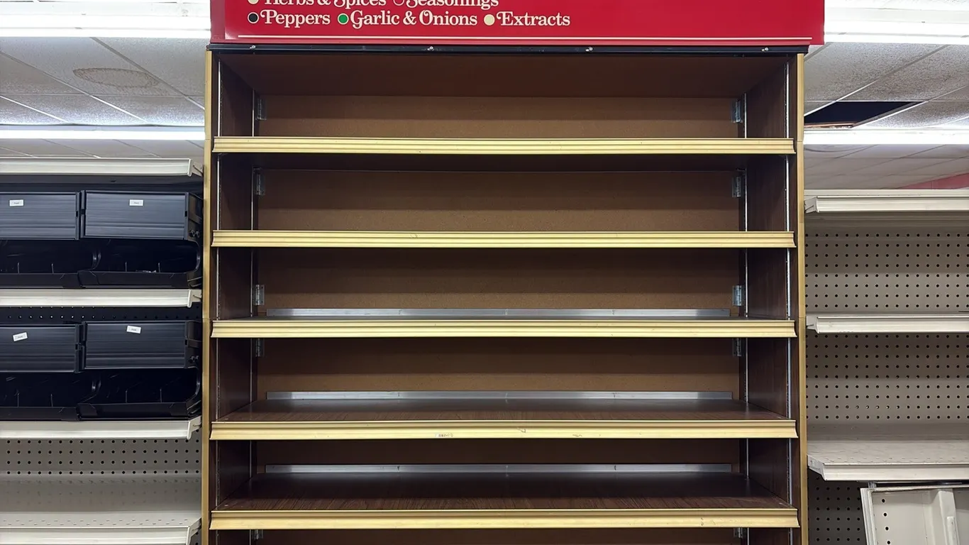 Schilling Spice Display
