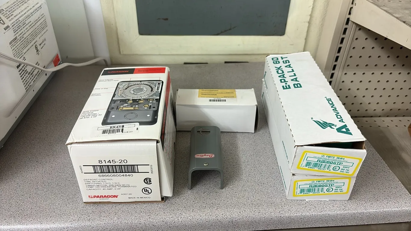 Defrost Timer, Light Ballast & Thermostat