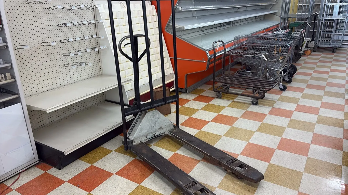 Barrett Pallet Jack