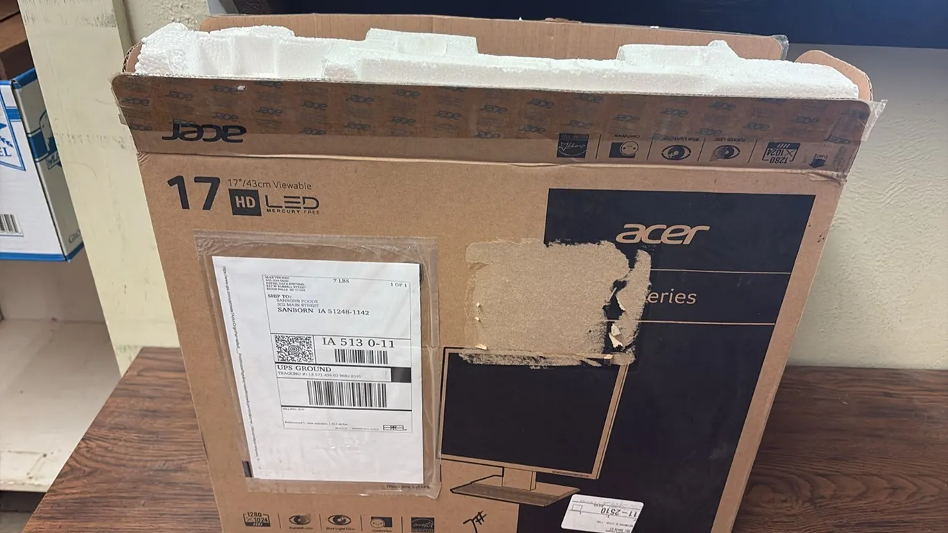 Acer 17” Monitor