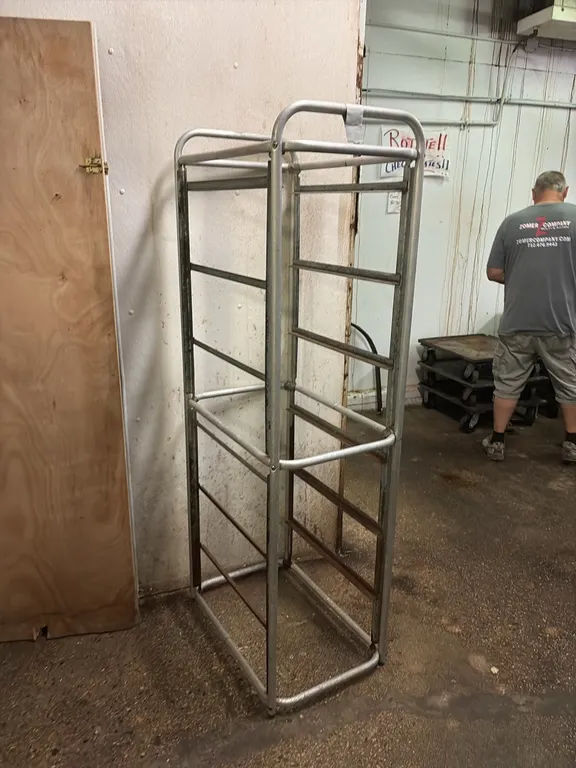 Metal Basket Rack