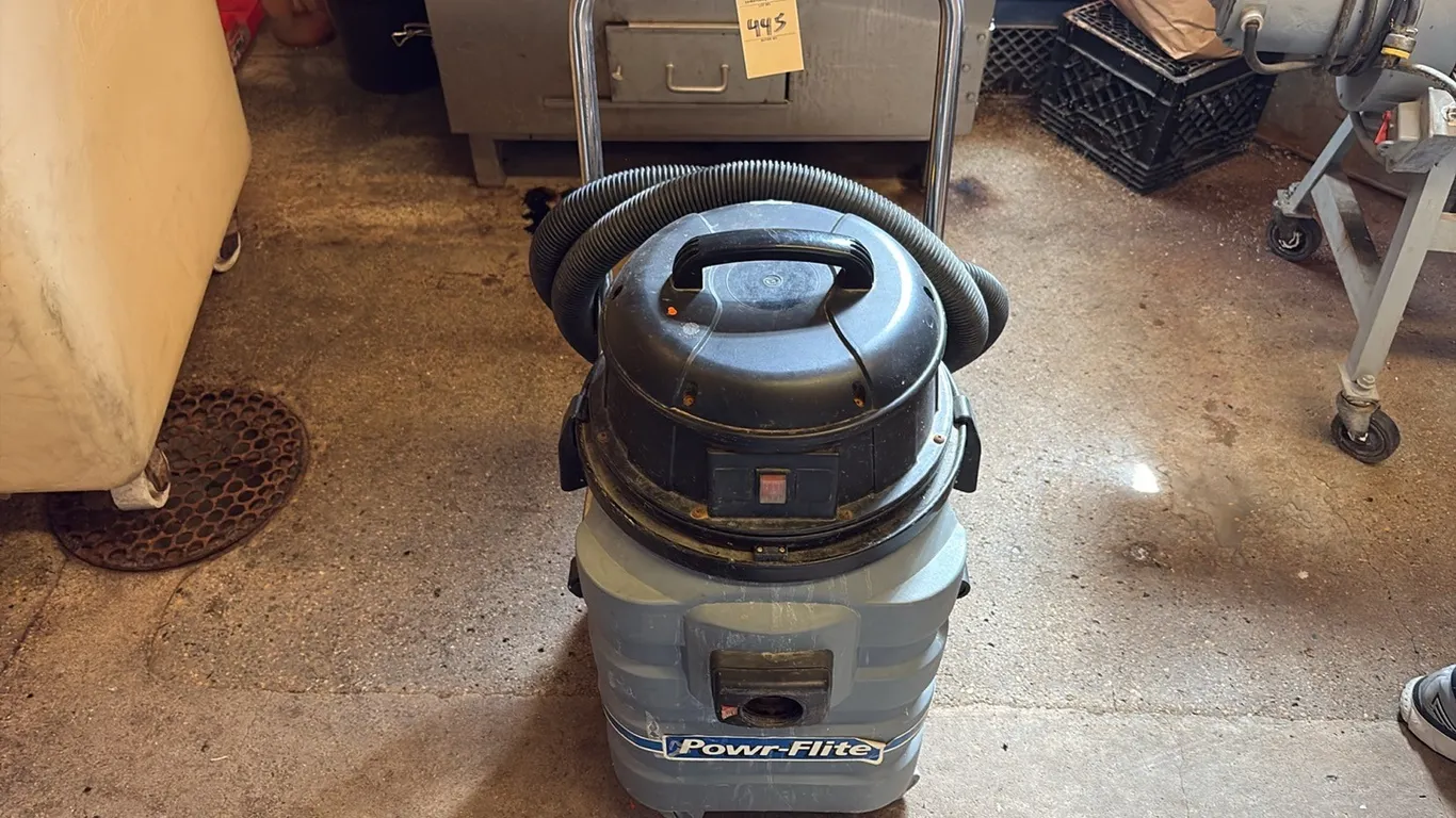 Powr-Flite Vaccuum
