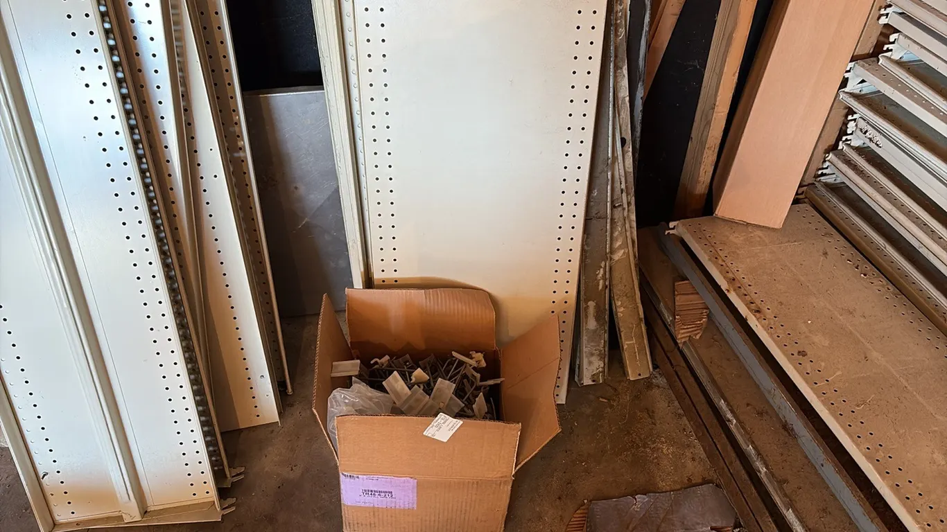 3ft Lozier Shelving & Peg Hooks