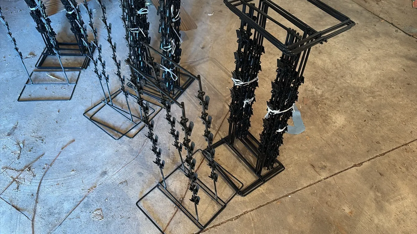 12- Clip Racks