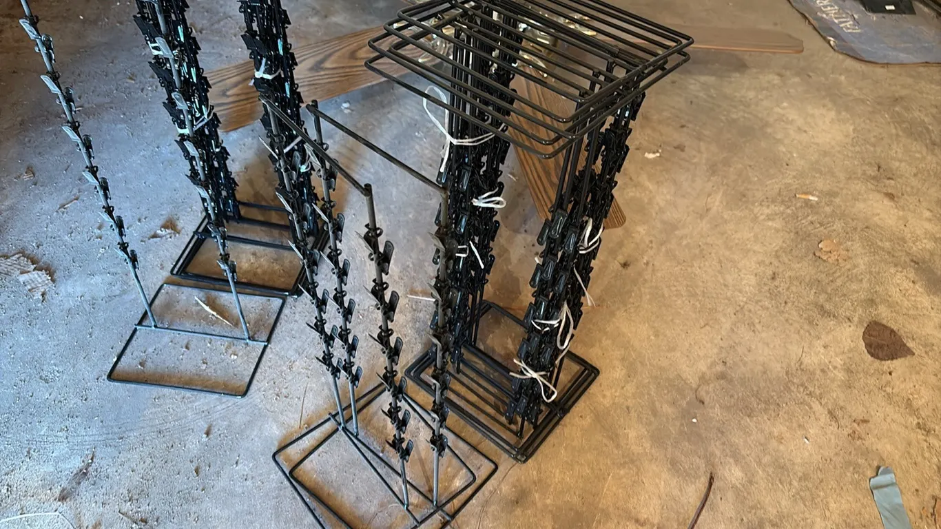 12- Clip Racks