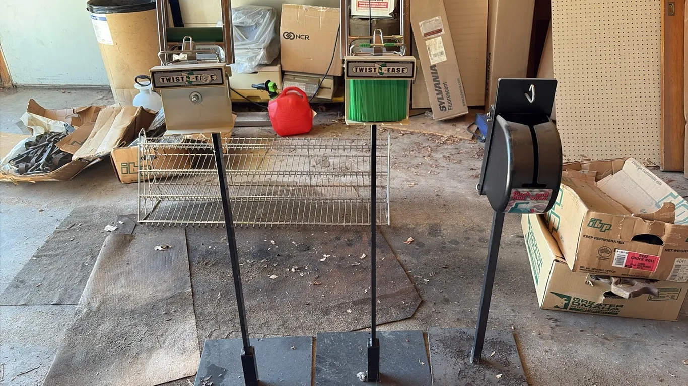 3- Twist-Ease Stands