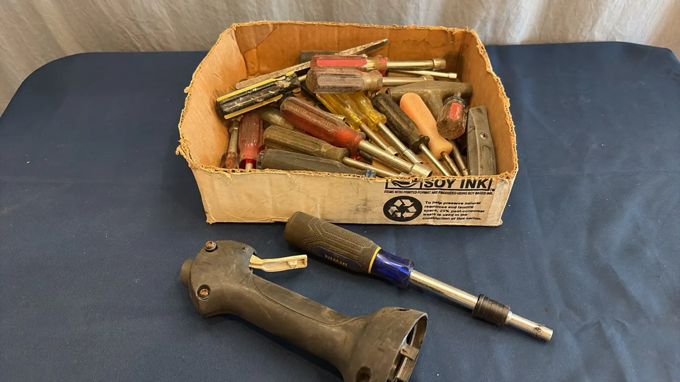 Nut Drivers & Tools