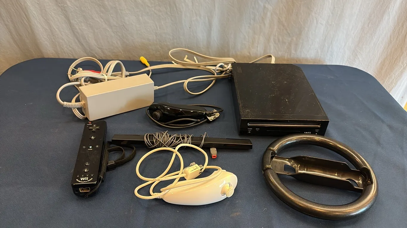 Nintendo Wii Gaming System