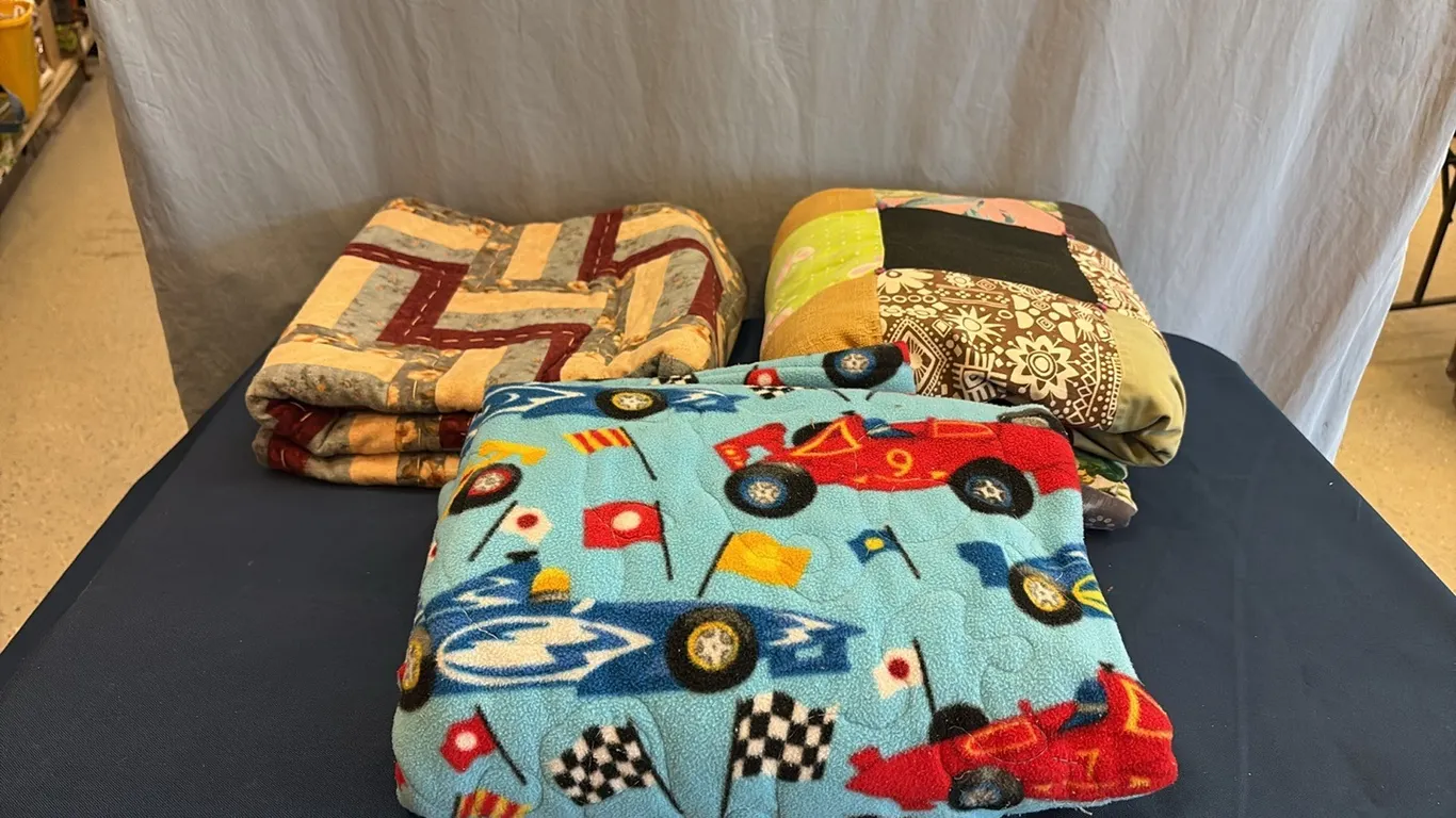 Quilts & Blankets