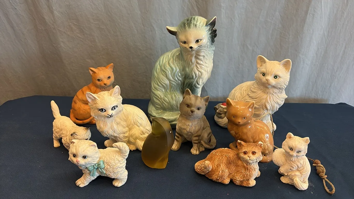 Cat Figurines