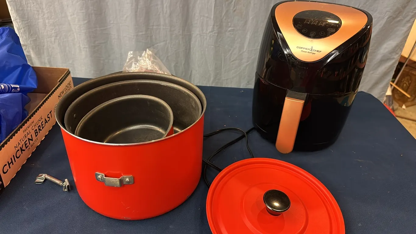 Air fryer, kettle set