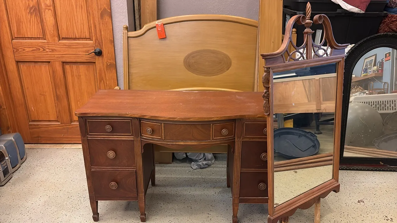Wood Desk Vanity w/ Mir