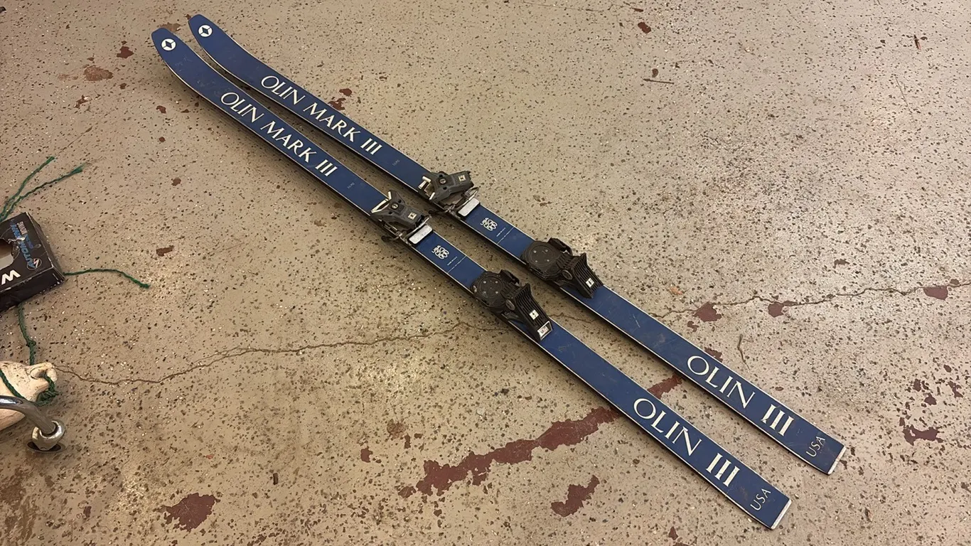 Snow Skis