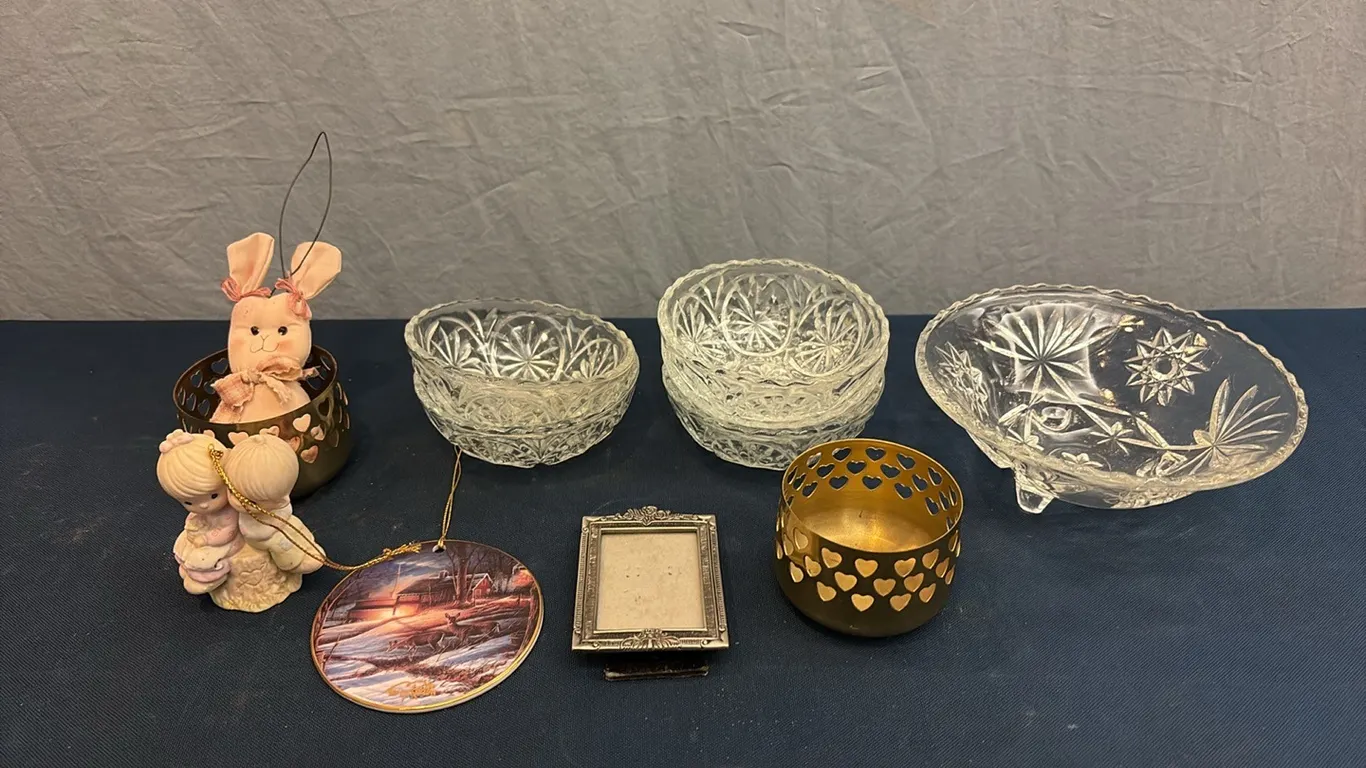 Clear Bowls & Misc Decor
