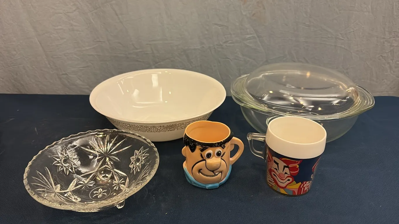 Pyrex Glass Bowl & Misc Dishes