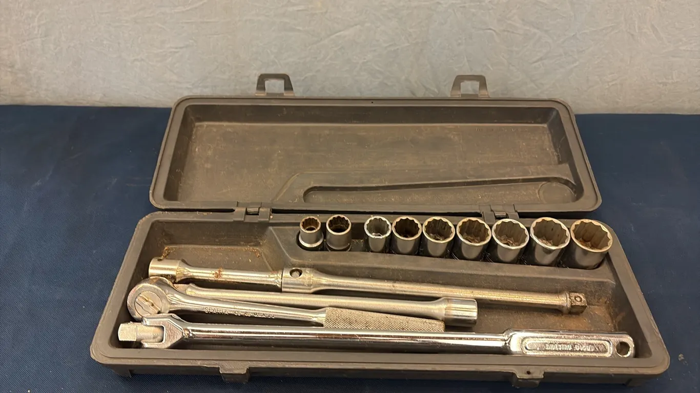 Ratchet & Sockets