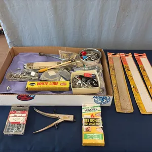 Sanding Strips, Tools & Hardware