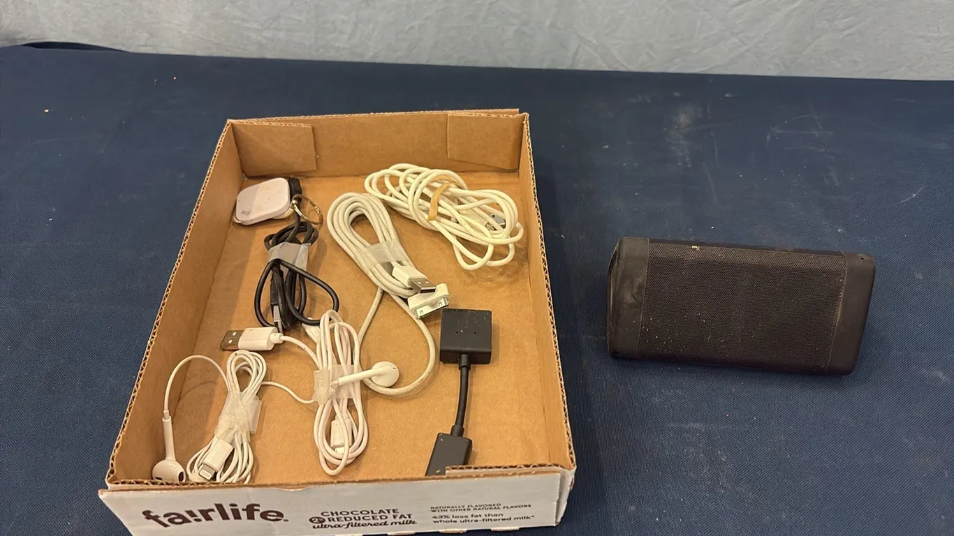 Bluetooth Speaker & Phone Cords