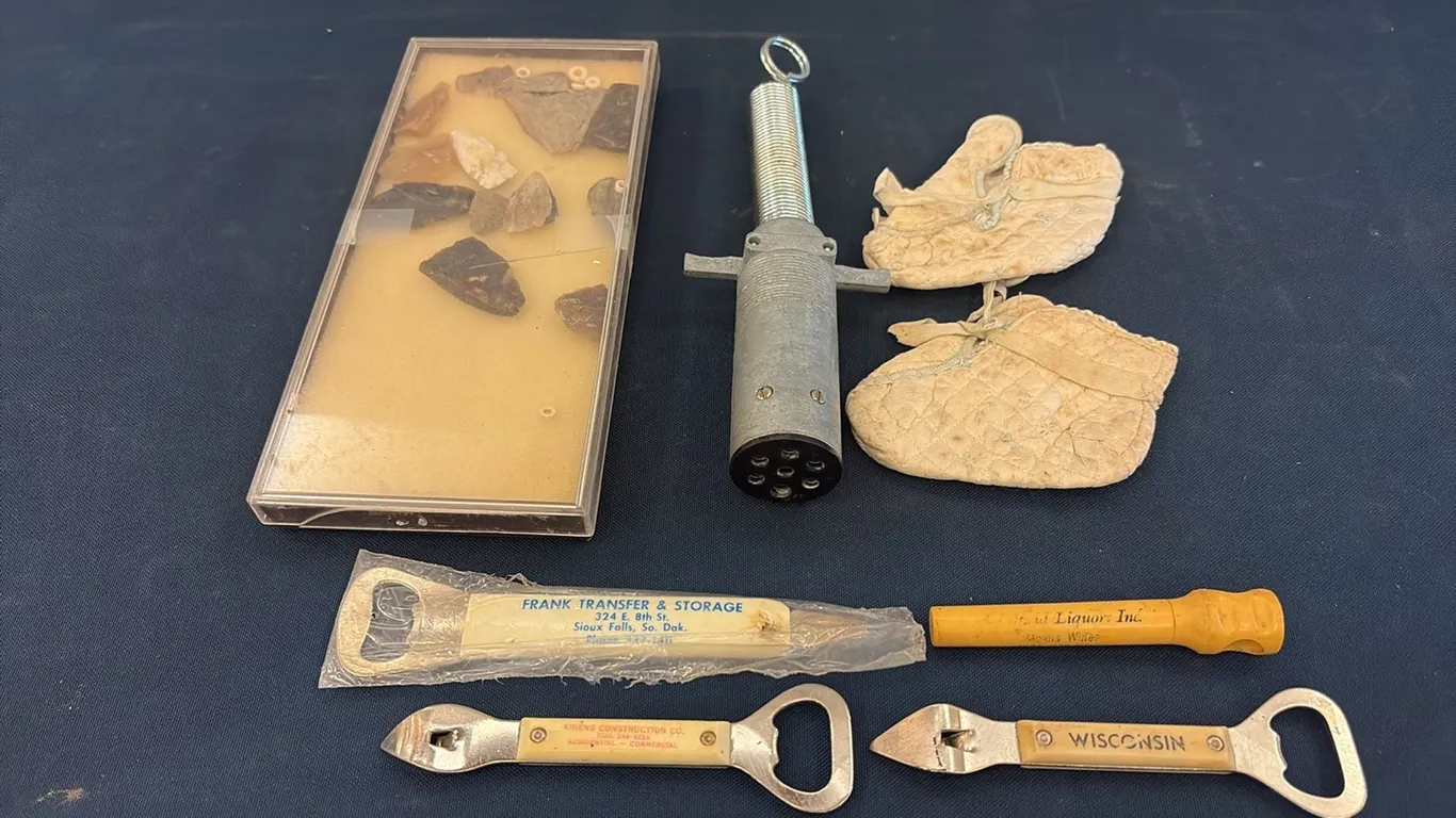 Advertising Bottle Openers, Plug In & Rocks