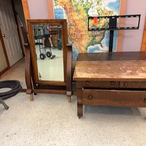 Vintage dresser with mirror