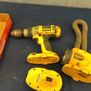 DeWalt work light, hammer drill