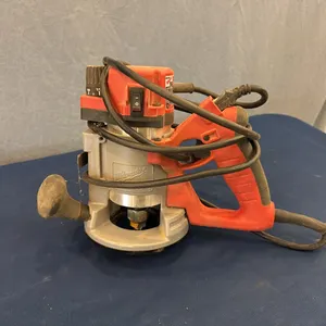 Milwaukee router